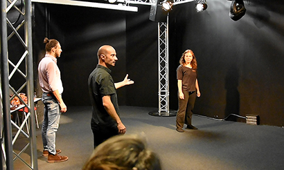 Masterclass Le jeu masqué, Patrick Forian dirige les comédiens